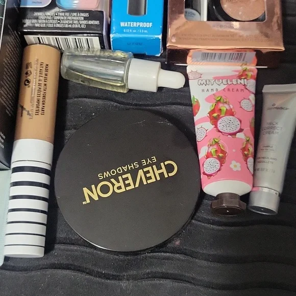 20 Pc LOT. NYX Makeup Collection . - Picture 6 of 6